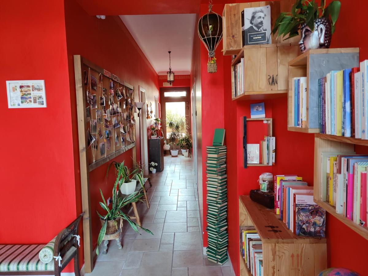 ألبيروبيللو Art Rooms Joyful People المظهر الخارجي الصورة